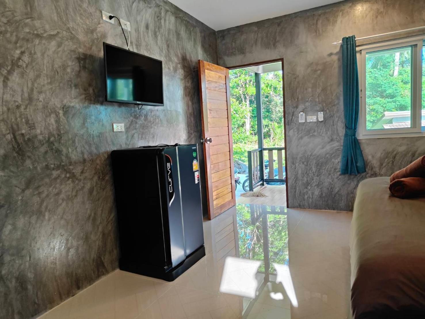 Baanchomjan Kohyaoyai Apartment Ban Nai Wat Exterior photo